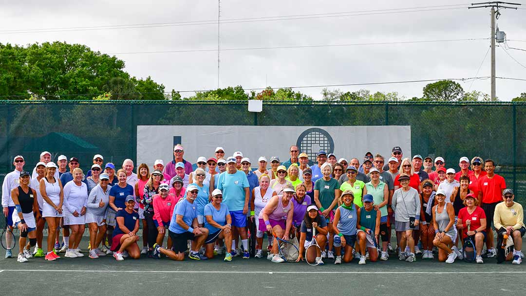 Courtside Tennis in Venice large group photo of players