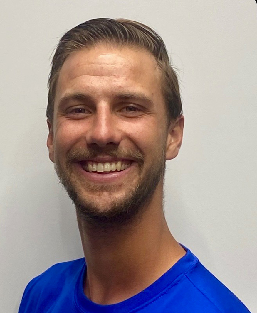 Isaac Howes Assistant Tennis Director